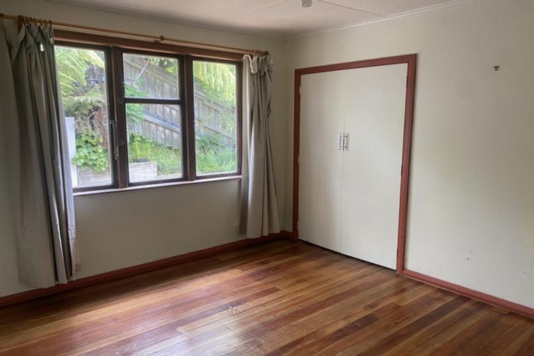 Photo of property in 86 Curtis Street, Northland, Wellington, 6012