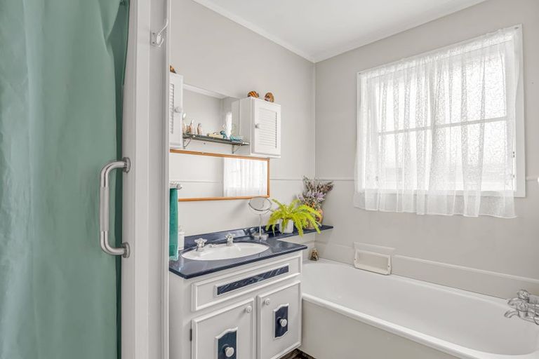 Photo of property in 45 Joanne Crescent, Pukehangi, Rotorua, 3015