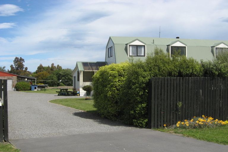 Photo of property in 20 Osborne Road, Amberley, 7410