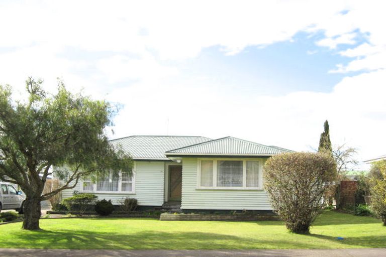 Photo of property in 28 Freyberg Terrace, Waipukurau, 4200