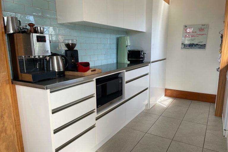 Photo of property in 56 Marine Parade, North New Brighton, Christchurch, 8083