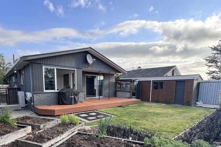 Photo of property in 22 Four Elms Place, Parklands, Christchurch, 8083