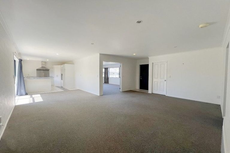Photo of property in 29 Somerton Drive, Huntington, Hamilton, 3210