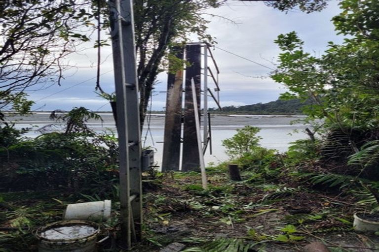 Photo of property in 36 Wanganui Flat Road, Harihari, 7884