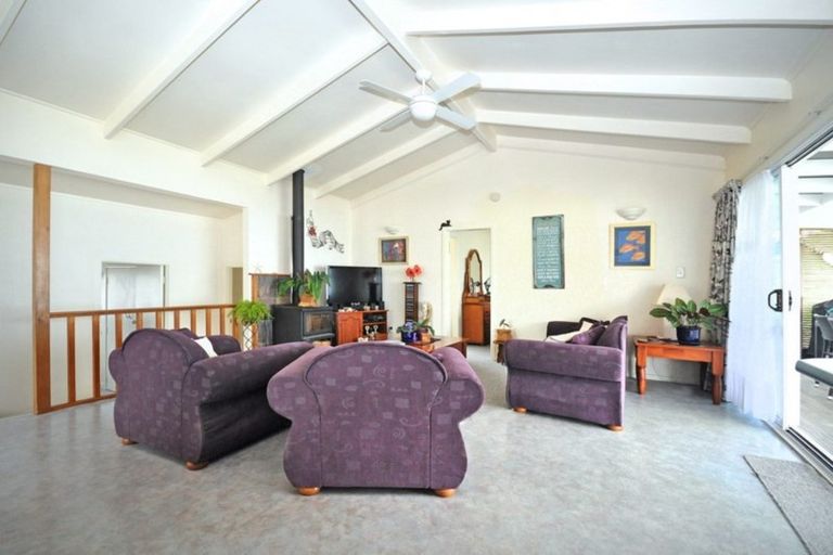 Photo of property in 22 Sergeant Road, Awhitu, Waiuku, 2684