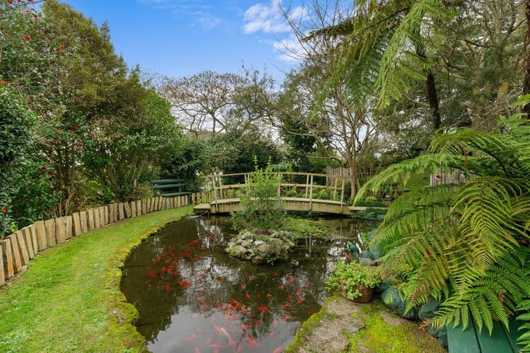 Photo of property in 24 Koputaroa Road, Levin, 5575