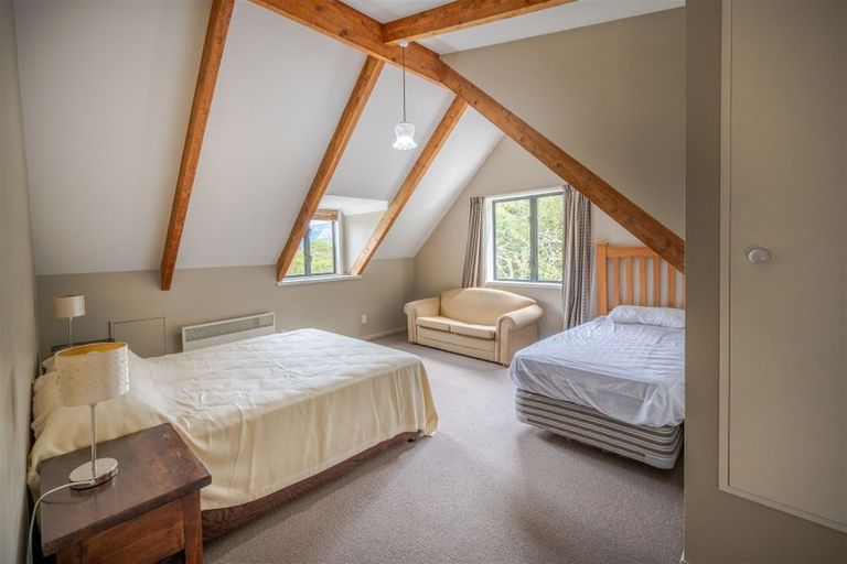 Photo of property in 6888e Christchurch Akaroa Road, Takamatua, 7581