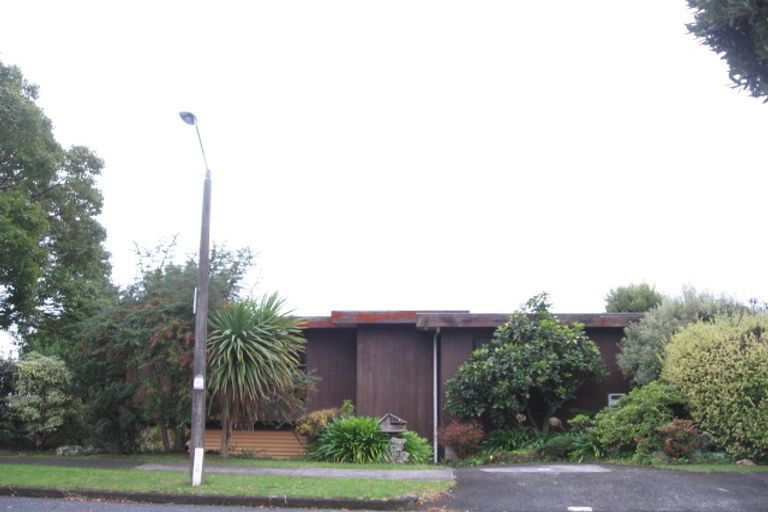 Photo of property in 6 Half Moon Rise, Half Moon Bay, Auckland, 2012