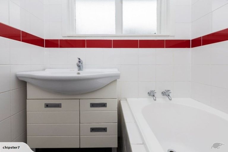 Photo of property in 40 Dickson Crescent, Hornby, Christchurch, 8042