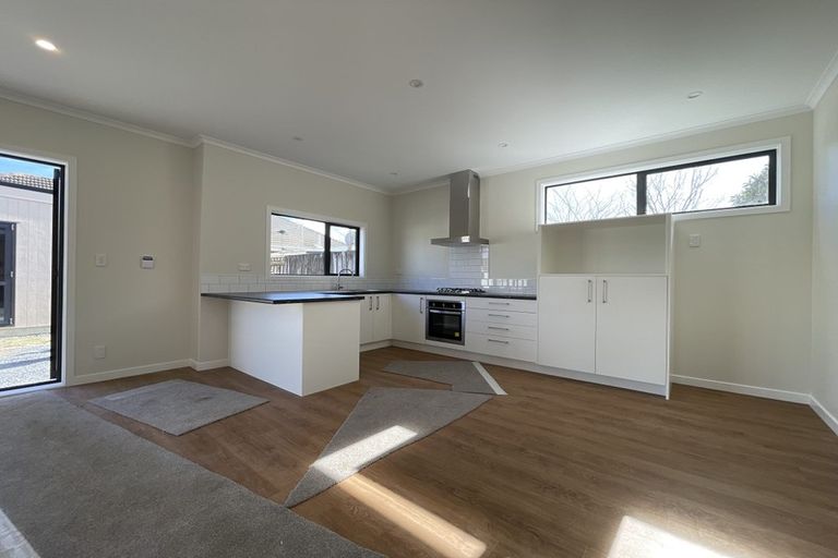 Photo of property in 392a Cambridge Terrace, Naenae, Lower Hutt, 5011