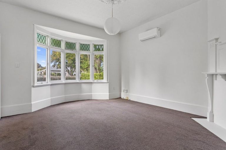 Photo of property in 77 Mersey Street, St Albans, Christchurch, 8014