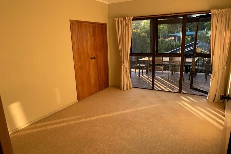 Photo of property in 1/38 Heathcote Road, Castor Bay, Auckland, 0620