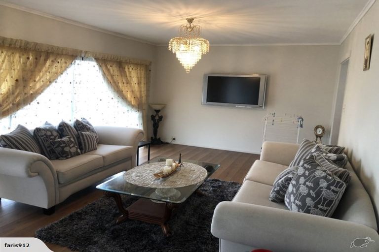 Photo of property in 5 Undine Street, Pakuranga, Auckland, 2010