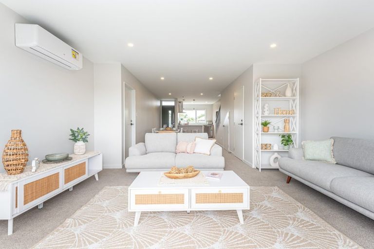 Photo of property in 9 Kakapo Lane, Redwood, Christchurch, 8051