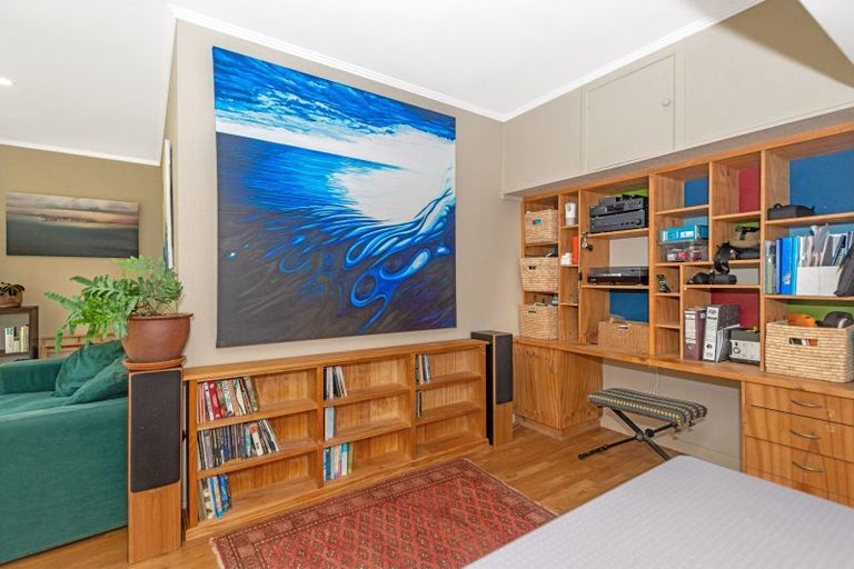 Photo of property in 50 Moana Road, Okitu, Gisborne, 4010