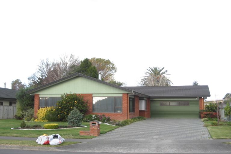 Photo of property in 8 Hyatt Grove, Greenmeadows, Napier, 4112