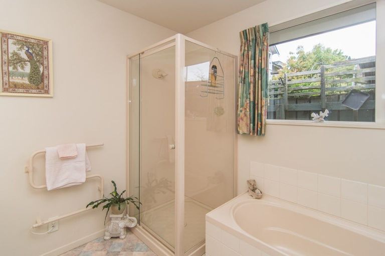 Photo of property in 2/2a Chalmers Street, Highfield, Timaru, 7910