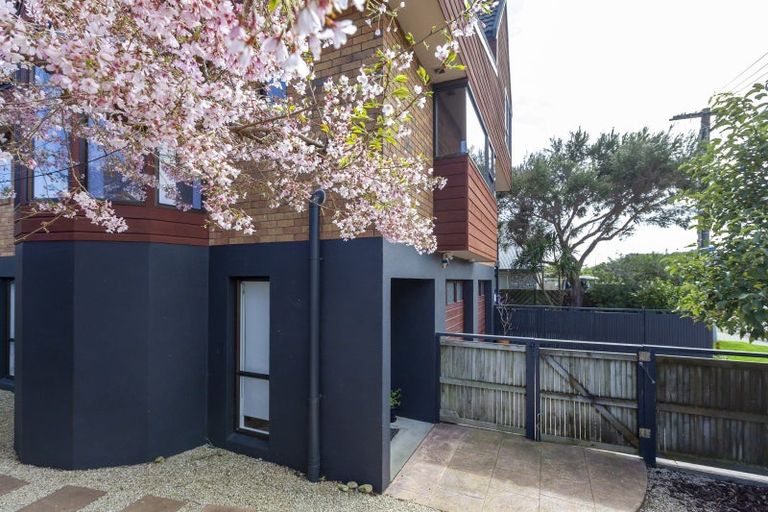 Photo of property in 349 Rosetta Road, Raumati Beach, Paraparaumu, 5032