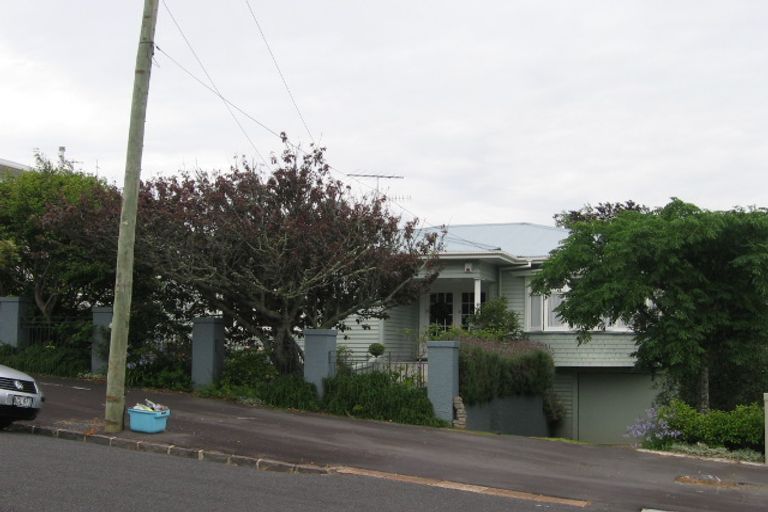 Property details for 25 Kenny Road, Remuera, Auckland, 1050