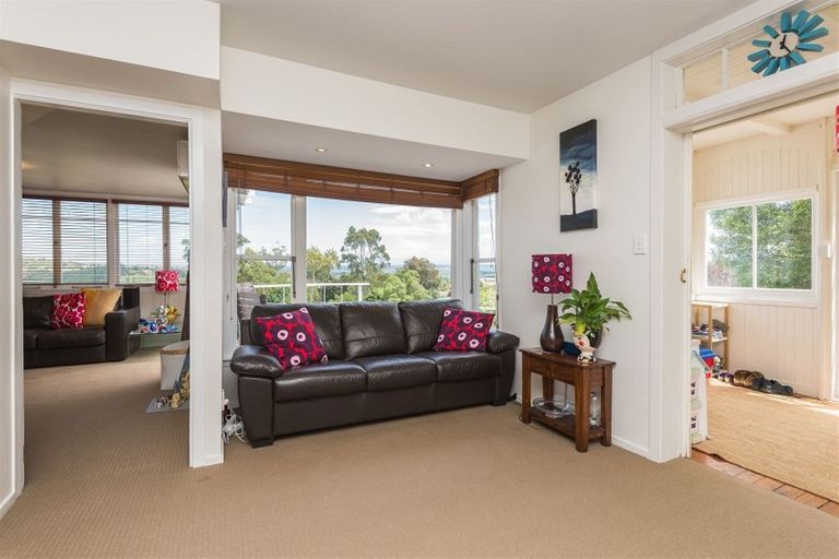 Photo of property in 108 Dyers Pass Road, Cashmere, Christchurch, 8022