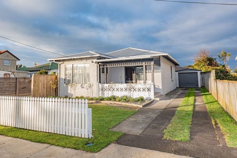 Photo of property in 74 Portal Street, Durie Hill, Whanganui, 4500