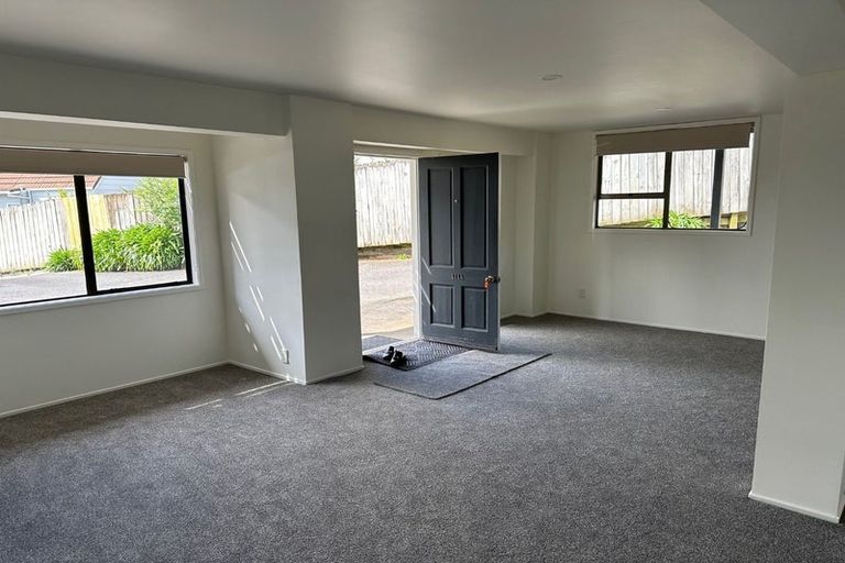 Photo of property in 111 Stott Avenue, Birkdale, Auckland, 0626