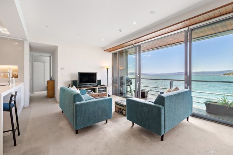 Photo of property in Clyde Quay Wharf, 1a/3 Clyde Quay Wharf, Te Aro, Wellington, 6011