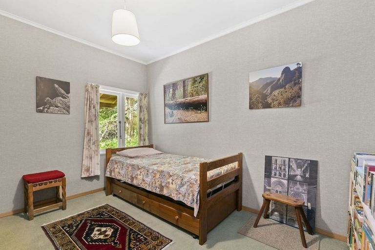 Photo of property in 530 Stokes Valley Road, Stokes Valley, Lower Hutt, 5019