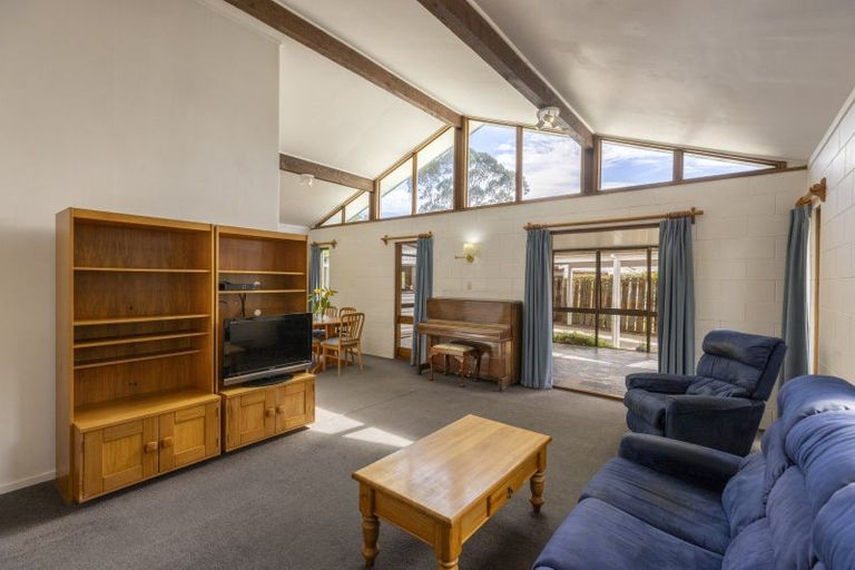 Photo of property in 44 Buick Crescent, Awapuni, Palmerston North, 4412