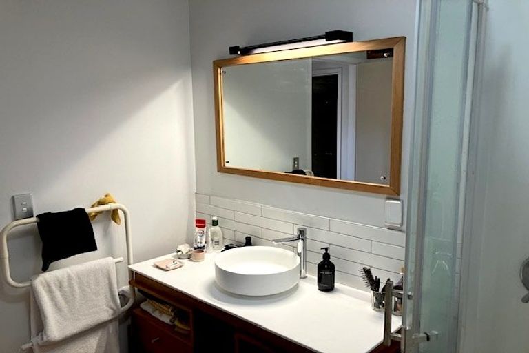 Photo of property in 24 Carnmore Place, Torbay, Auckland, 0630