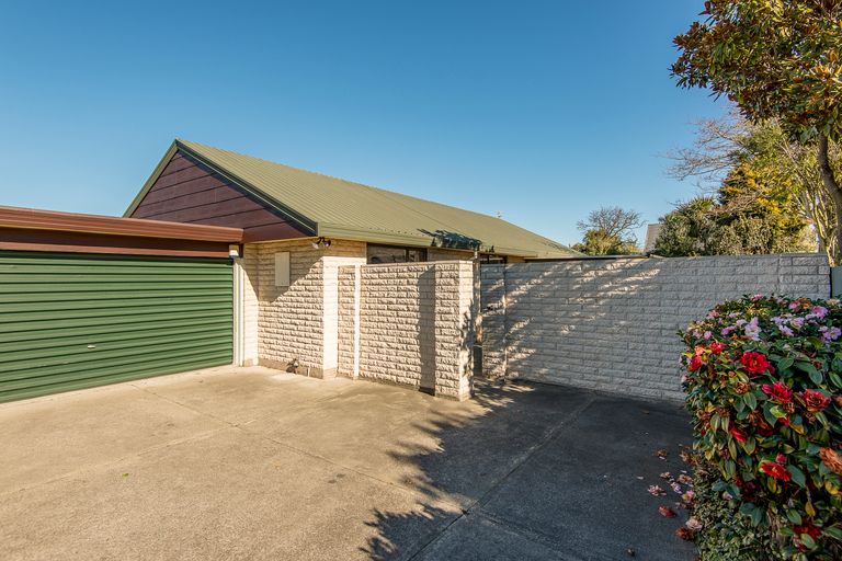 Photo of property in 60a Main North Road, Woodend, 7610