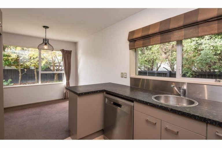 Photo of property in 22 Albany Street, St Albans, Christchurch, 8014