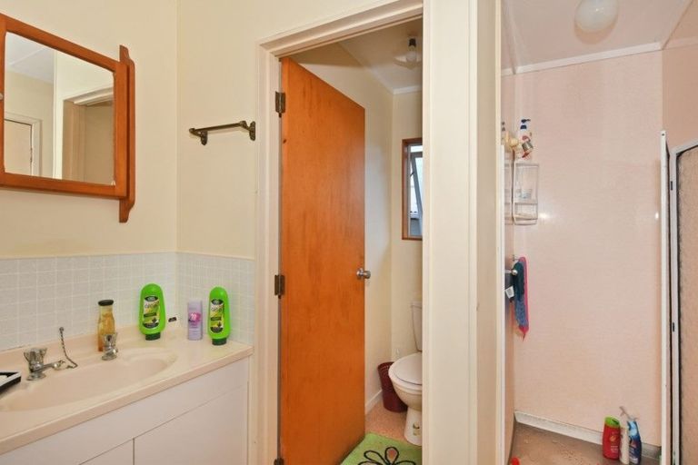 Photo of property in 61b Ross Street, Onerahi, Whangarei, 0110