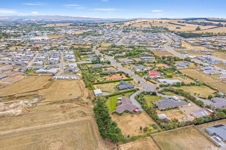 Photo of property in 20 Teviotview Place, Amberley, 7410