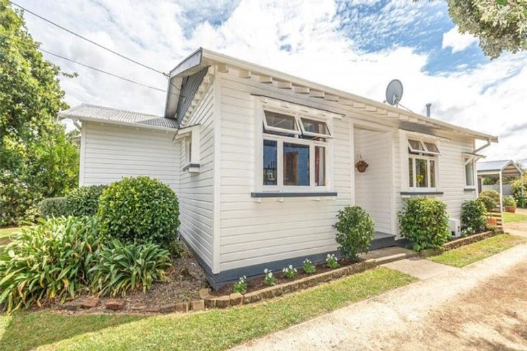 Photo of property in 28 Surrey Road, Springvale, Whanganui, 4501