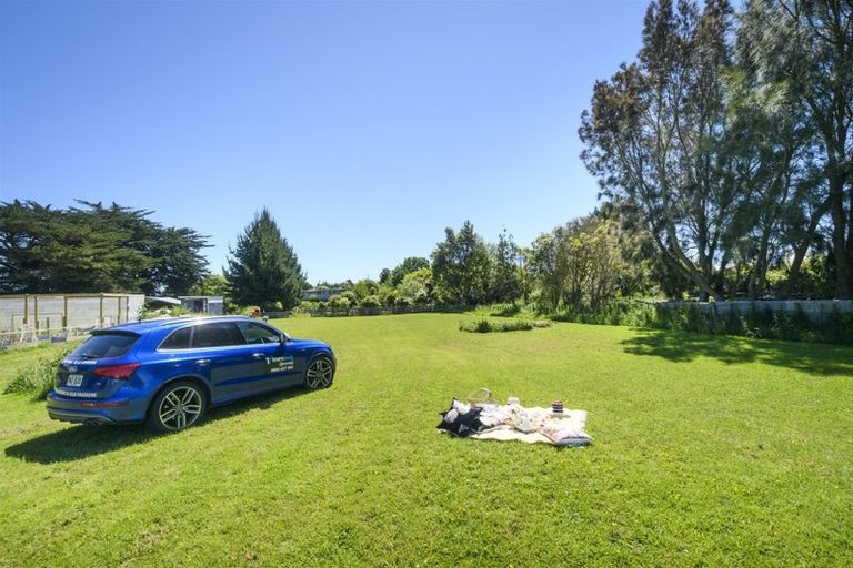 Photo of property in 21 Waitere Street, Marton, 4710