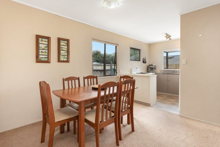 Photo of property in 1 Tania Place, Mount Maunganui, 3116