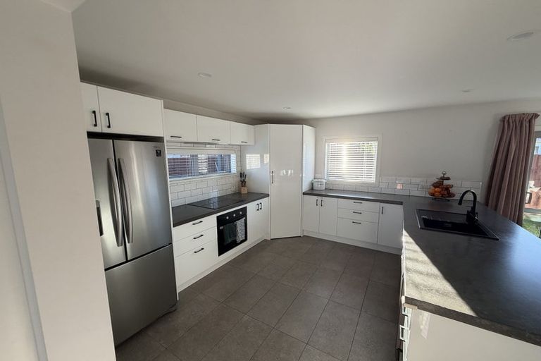 Photo of property in 2/9 Ottawa Road, Wainoni, Christchurch, 8061