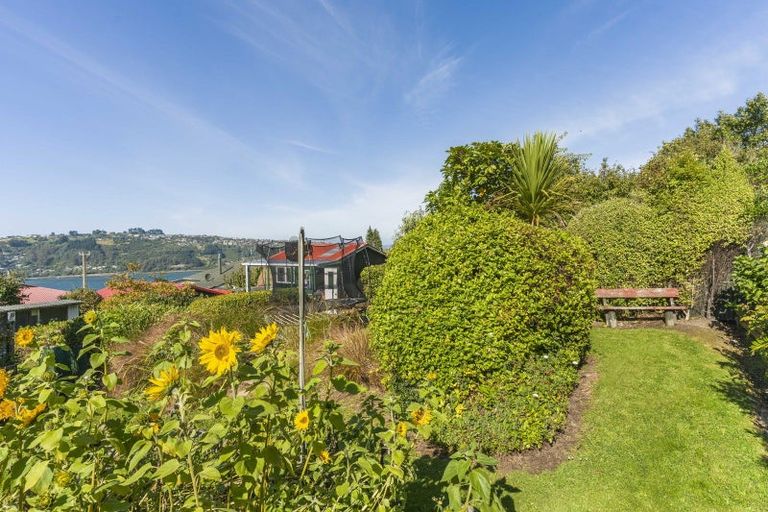 Photo of property in 11 Monowai Road, Ravensbourne, Dunedin, 9022