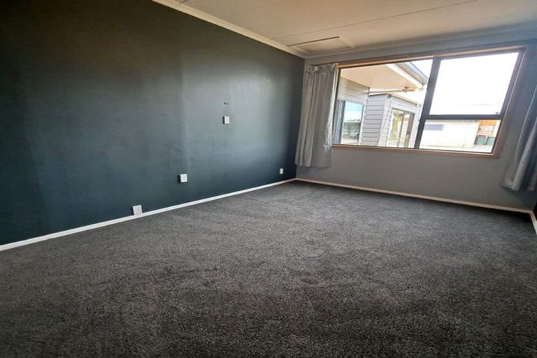 Photo of property in 51 Allan Street, Waiwera South, Clinton, 9584