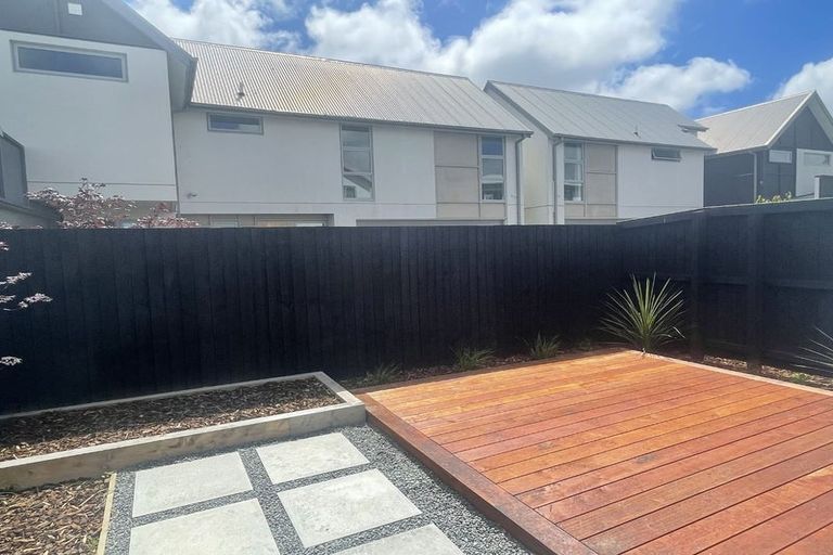 Photo of property in 4/111 Osborne Street, Waltham, Christchurch, 8011