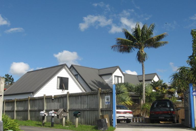 Photo of property in 46 De Quincey Terrace, Highland Park, Auckland, 2010