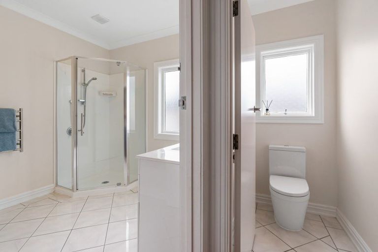 Photo of property in 6 Quadrant Road, Onehunga, Auckland, 1061