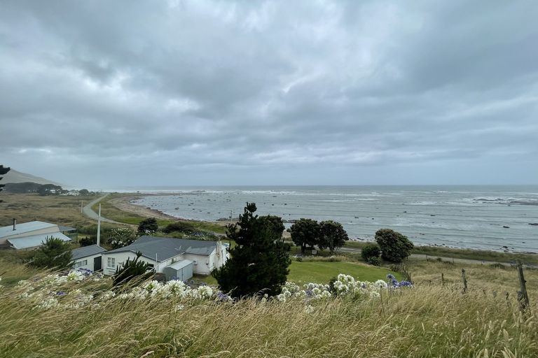 Photo of property in 1061 Mataikona Road, Mataikona, Tinui, 5889