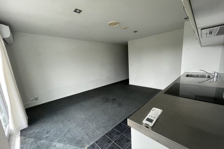 Photo of property in 11/222 Albany Highway, Schnapper Rock, Auckland, 0632