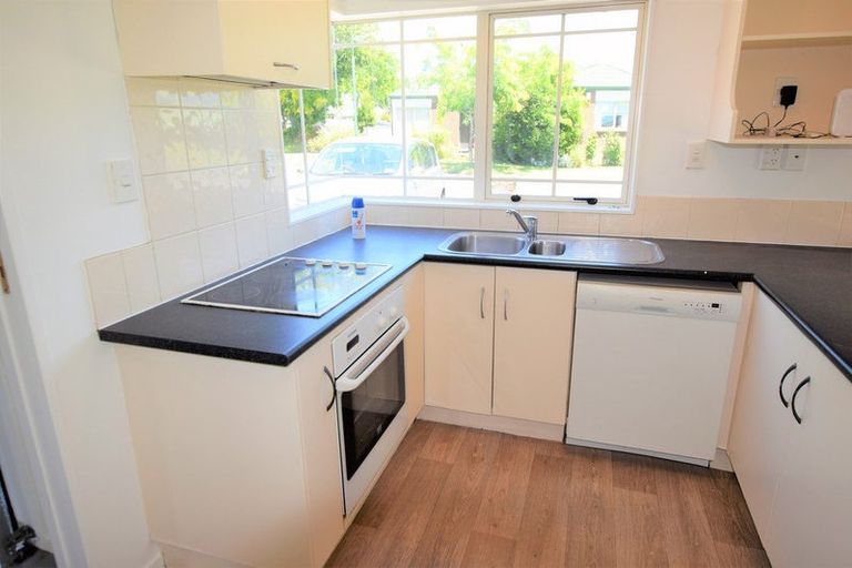 Photo of property in 3 Hibernian Drive, Ranui, Auckland, 0612