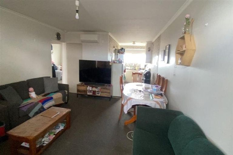 Photo of property in 2/122 Tweed Street, West Invercargill, Invercargill, 9810