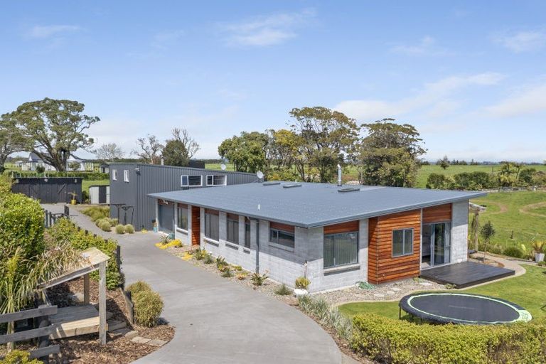 Photo of property in 198 Ngatimaru Road, Tikorangi, Waitara, 4383