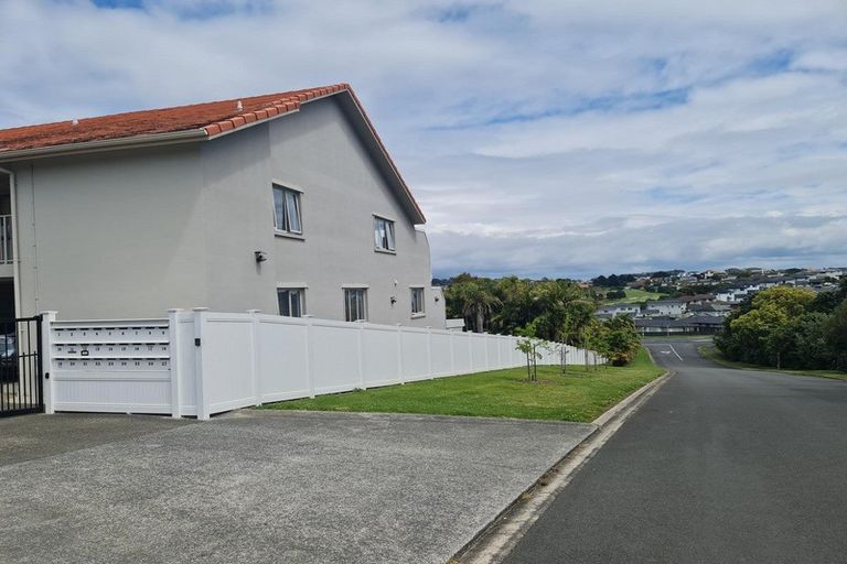 Photo of property in Santa Rosa, 21/340 Gulf Harbour Drive, Gulf Harbour, Whangaparaoa, 0930