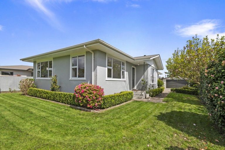 Photo of property in 42 Park Road, West End, Palmerston North, 4412